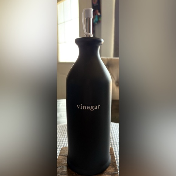 Black Oil and Vinegar Dispenser Set - Picture 2 of 3